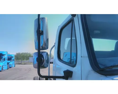 FREIGHTLINER M2 106 MIRROR ASSEMBLY CABDOOR