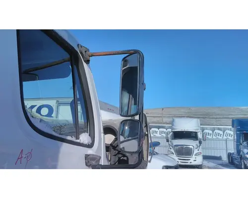 FREIGHTLINER M2 106 MIRROR ASSEMBLY CABDOOR