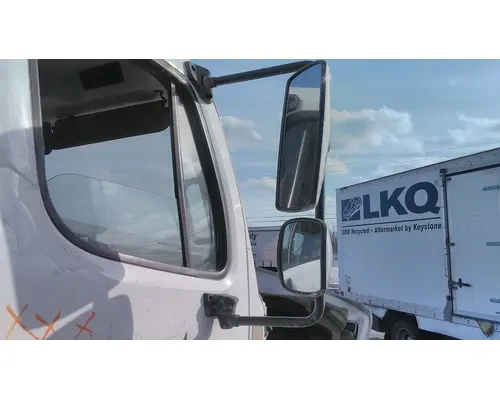 FREIGHTLINER M2 106 MIRROR ASSEMBLY CABDOOR