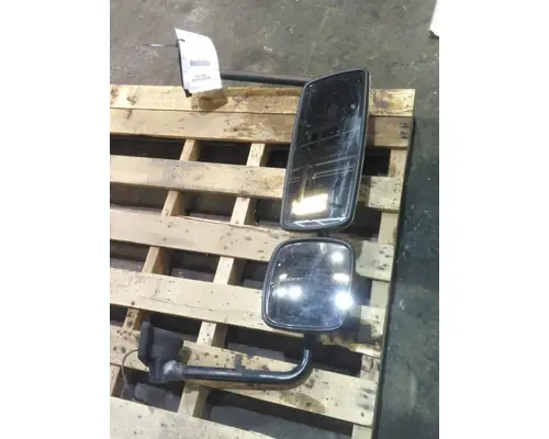 FREIGHTLINER M2 106 MIRROR ASSEMBLY CABDOOR