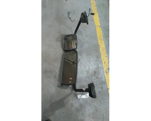 FREIGHTLINER M2 106 MIRROR ASSEMBLY CABDOOR