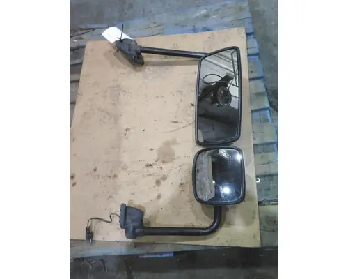 FREIGHTLINER M2 106 MIRROR ASSEMBLY CABDOOR