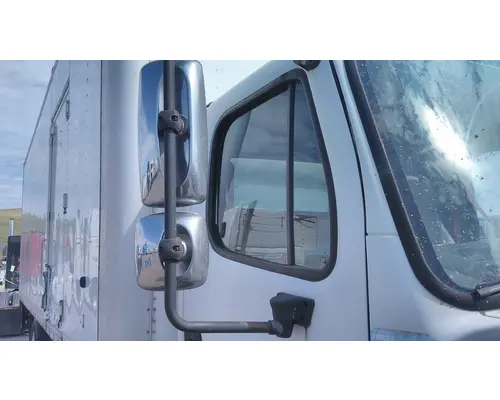 FREIGHTLINER M2 106 MIRROR ASSEMBLY CABDOOR