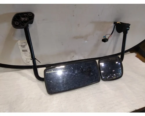 FREIGHTLINER M2 106 MIRROR ASSEMBLY CABDOOR