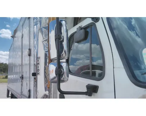 FREIGHTLINER M2 106 MIRROR ASSEMBLY CABDOOR