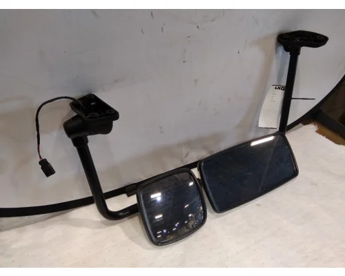 FREIGHTLINER M2 106 MIRROR ASSEMBLY CABDOOR
