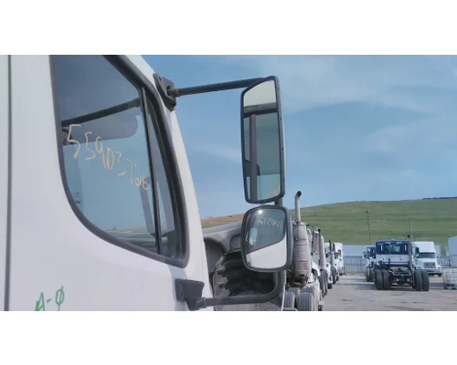 FREIGHTLINER M2 106 MIRROR ASSEMBLY CABDOOR