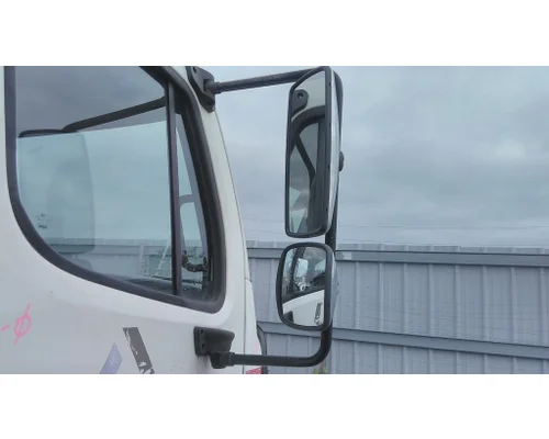 FREIGHTLINER M2 106 MIRROR ASSEMBLY CABDOOR