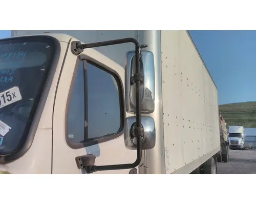 FREIGHTLINER M2 106 MIRROR ASSEMBLY CABDOOR