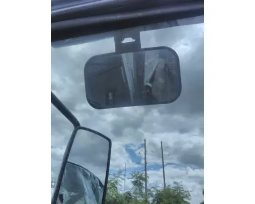 FREIGHTLINER M2 106 MIRROR LOOK DOWN
