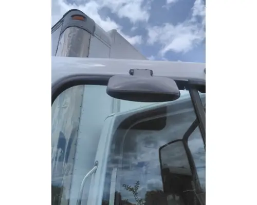 FREIGHTLINER M2 106 MIRROR LOOK DOWN