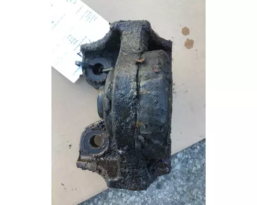 FREIGHTLINER M2-106 MOUNTS, ENGINE