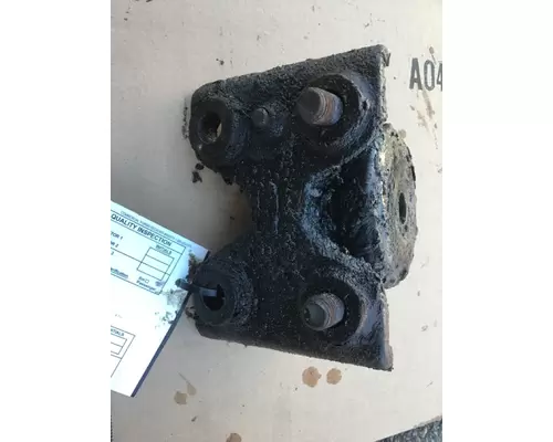 FREIGHTLINER M2-106 MOUNTS, ENGINE