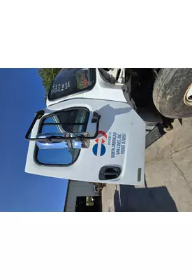 FREIGHTLINER M2 106 Mirror (Side View)