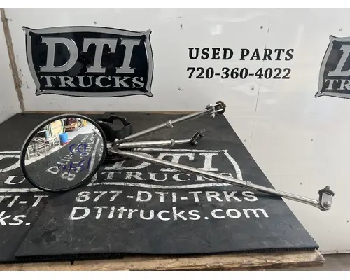 FREIGHTLINER M2 106 Mirror (Side View)