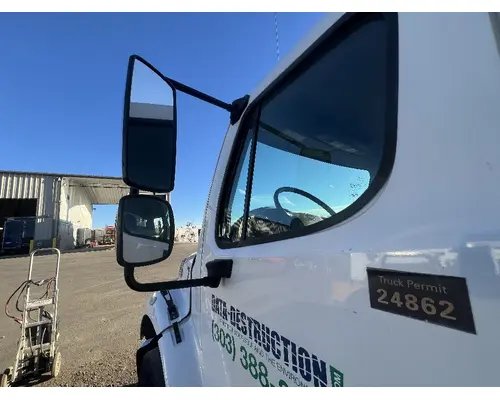 FREIGHTLINER M2 106 Mirror (Side View)