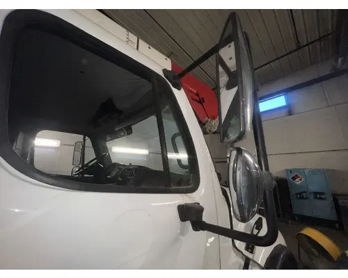 FREIGHTLINER M2 106 Mirror (Side View)