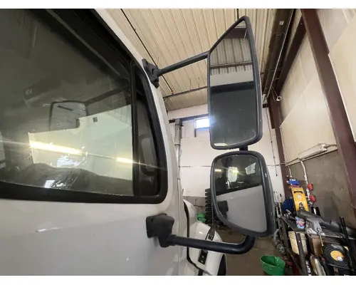 FREIGHTLINER M2 106 Mirror (Side View)