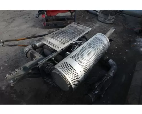 FREIGHTLINER M2 106 Muffler