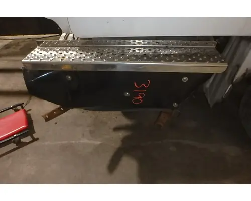 FREIGHTLINER M2 106 Muffler