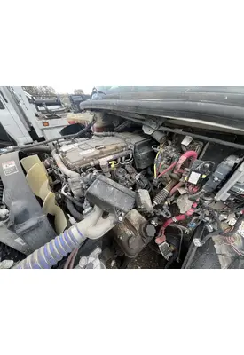 FREIGHTLINER M2 106 Oil Pan