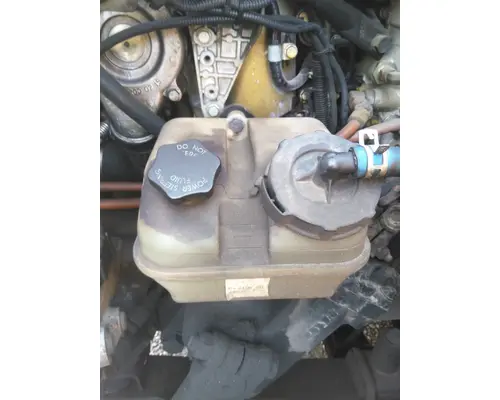 FREIGHTLINER M2 106 POWER STEERING RESERVOIR