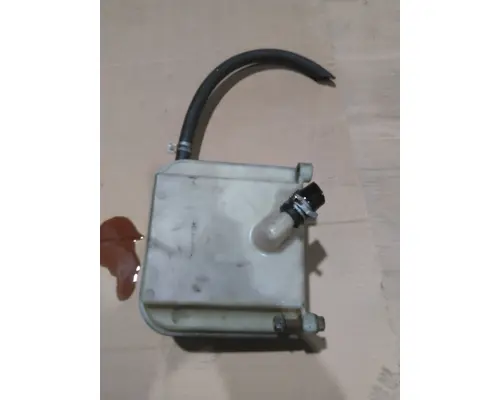 FREIGHTLINER M2 106 POWER STEERING RESERVOIR
