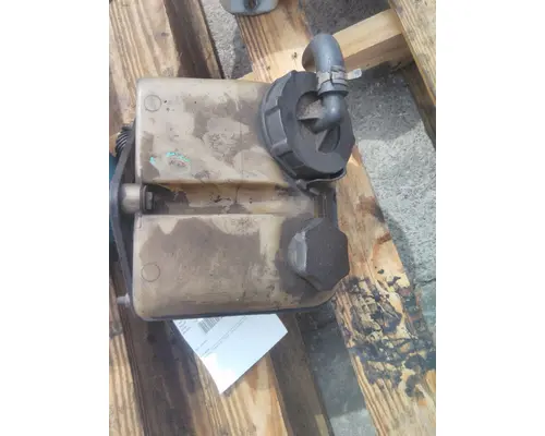 FREIGHTLINER M2 106 POWER STEERING RESERVOIR