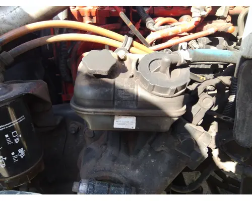 FREIGHTLINER M2 106 POWER STEERING RESERVOIR
