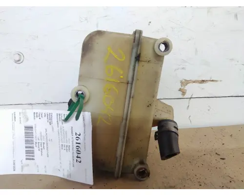 FREIGHTLINER M2 106 POWER STEERING RESERVOIR