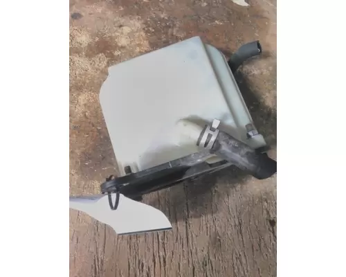 FREIGHTLINER M2 106 POWER STEERING RESERVOIR