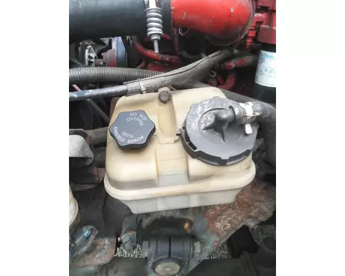 FREIGHTLINER M2 106 POWER STEERING RESERVOIR