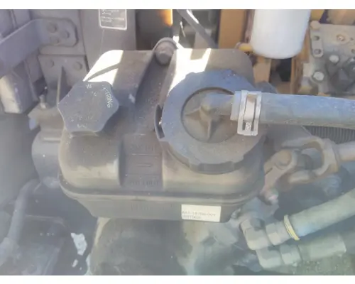 FREIGHTLINER M2 106 POWER STEERING RESERVOIR