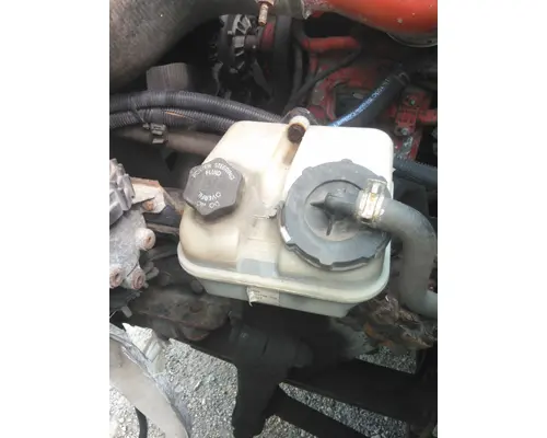 FREIGHTLINER M2 106 POWER STEERING RESERVOIR