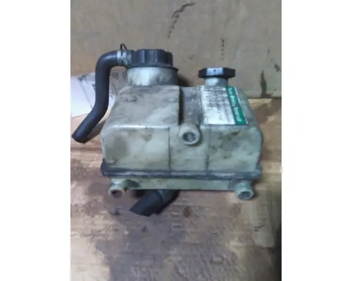 FREIGHTLINER M2 106 POWER STEERING RESERVOIR