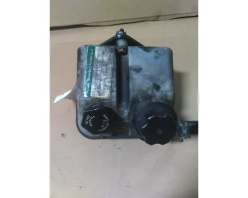 FREIGHTLINER M2 106 POWER STEERING RESERVOIR