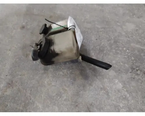 FREIGHTLINER M2 106 POWER STEERING RESERVOIR