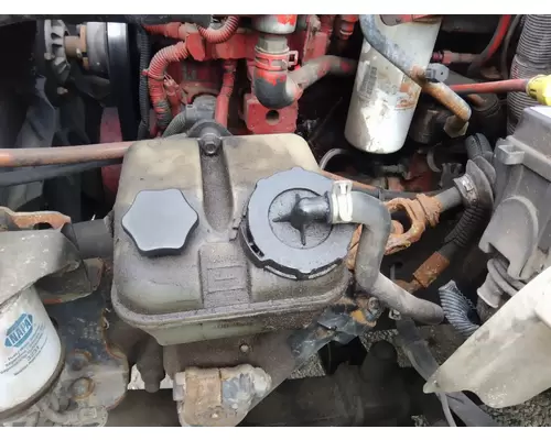 FREIGHTLINER M2 106 POWER STEERING RESERVOIR