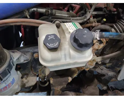 FREIGHTLINER M2 106 POWER STEERING RESERVOIR