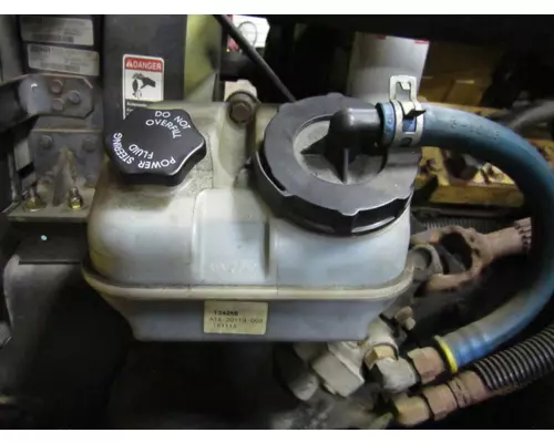 FREIGHTLINER M2 106 POWER STEERING RESERVOIR