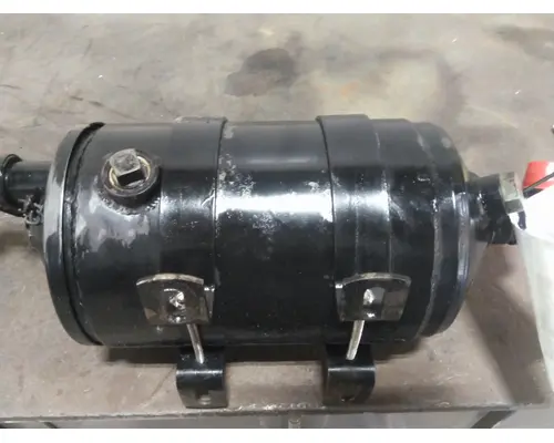FREIGHTLINER M2 106 POWER STEERING RESERVOIR