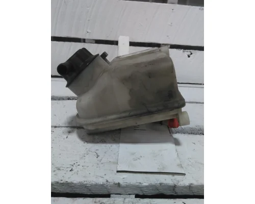 FREIGHTLINER M2 106 POWER STEERING RESERVOIR