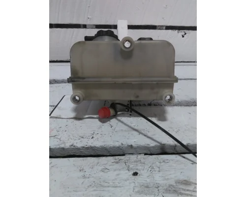 FREIGHTLINER M2 106 POWER STEERING RESERVOIR
