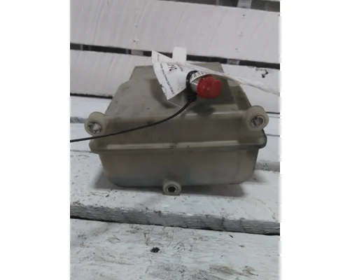 FREIGHTLINER M2 106 POWER STEERING RESERVOIR