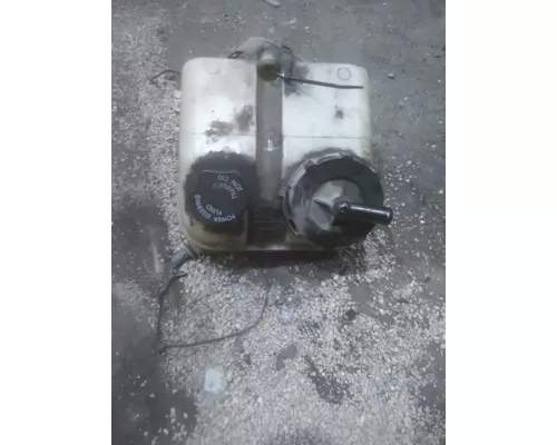 FREIGHTLINER M2 106 POWER STEERING RESERVOIR