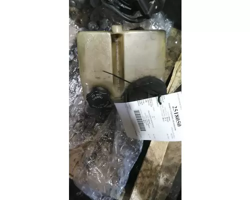 FREIGHTLINER M2 106 POWER STEERING RESERVOIR