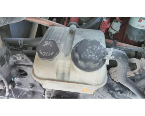 FREIGHTLINER M2 106 POWER STEERING RESERVOIR