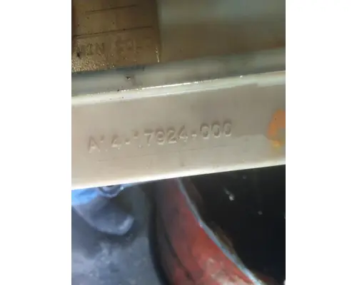 FREIGHTLINER M2 106 POWER STEERING RESERVOIR