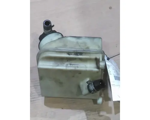 FREIGHTLINER M2 106 POWER STEERING RESERVOIR