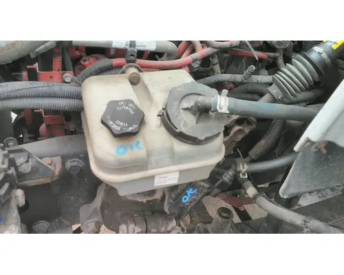 FREIGHTLINER M2 106 POWER STEERING RESERVOIR